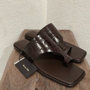 Massimo Dutti Dark Brown Croc-Embossed Leather Thong Sandals